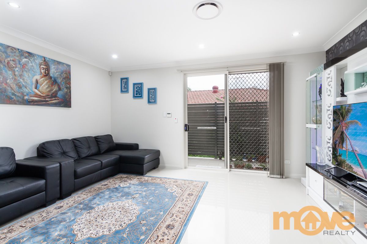 3/217 Targo Road, Girraween NSW 2145, Image 0