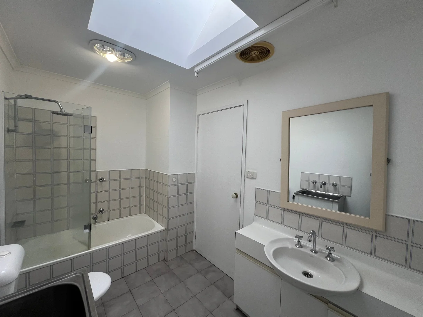 Additional image 8 of 2/23 Station Road, Rosanna VIC 3084