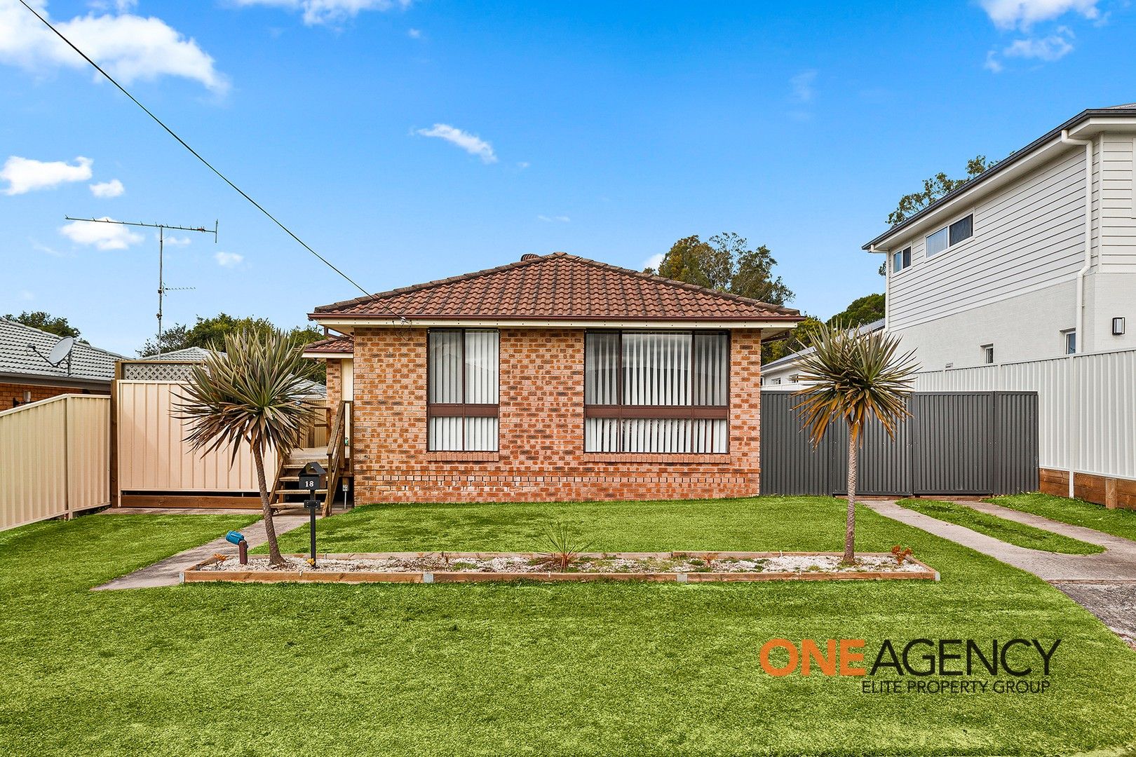 18 Jeffcoat Street, Albion Park NSW 2527