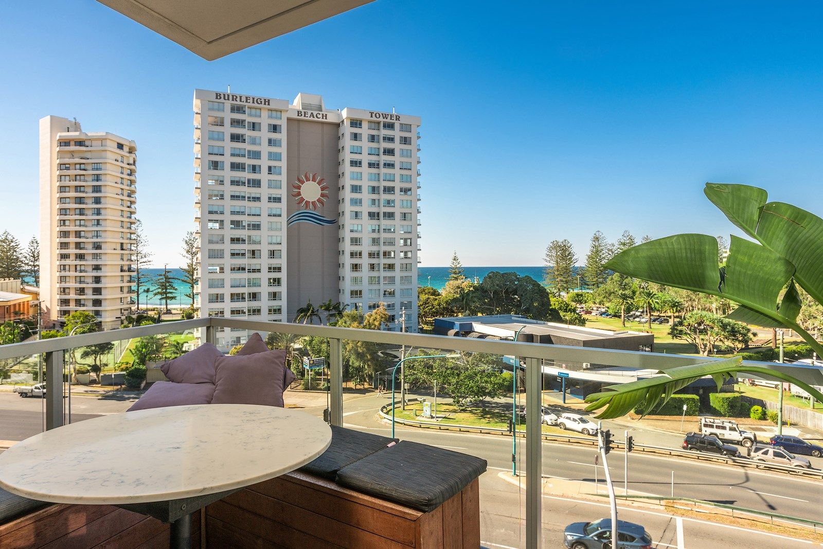 1086/1 Ocean Street, Burleigh Heads QLD 4220, Image 2