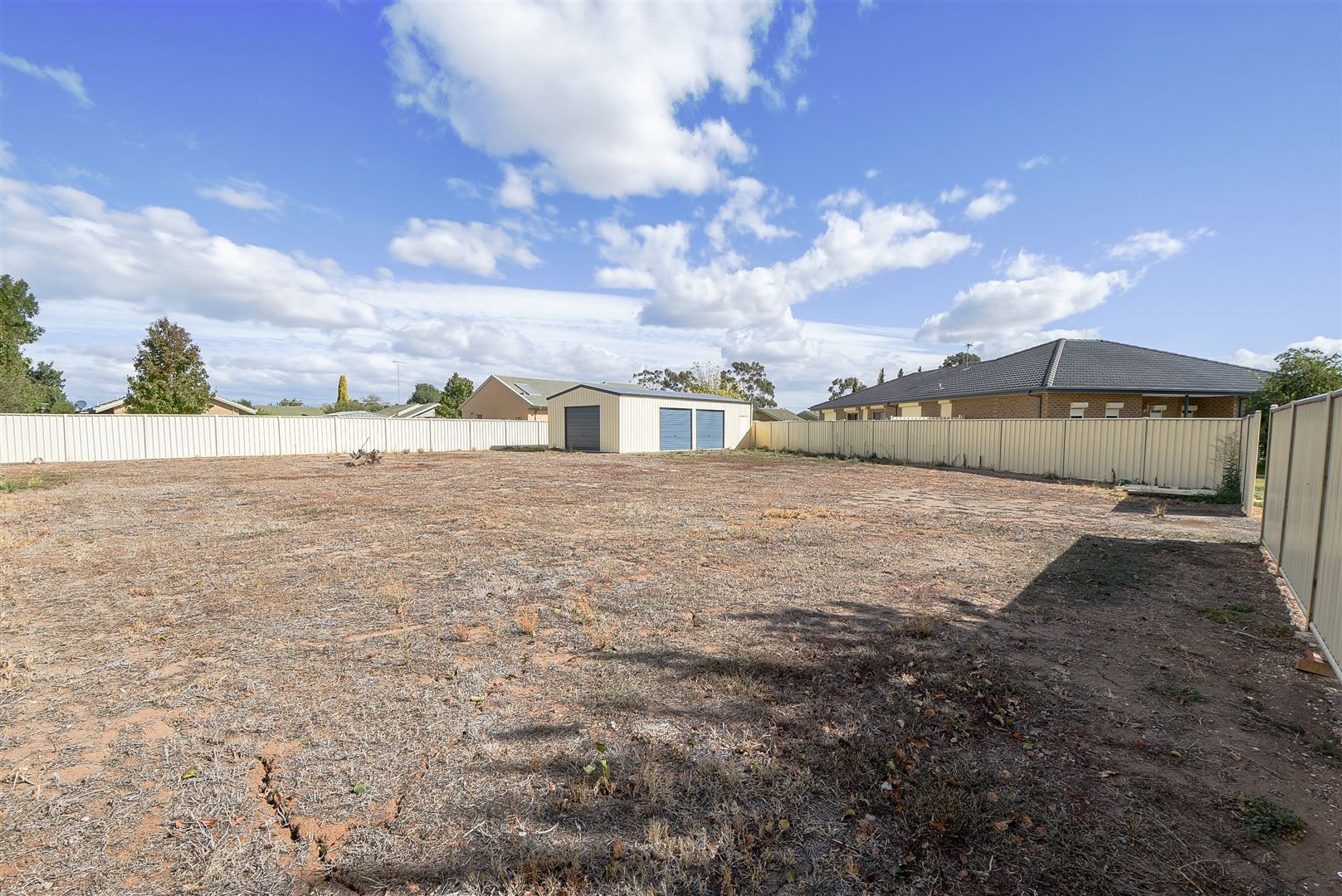 8 Homers Court, Horsham VIC 3400, Image 1