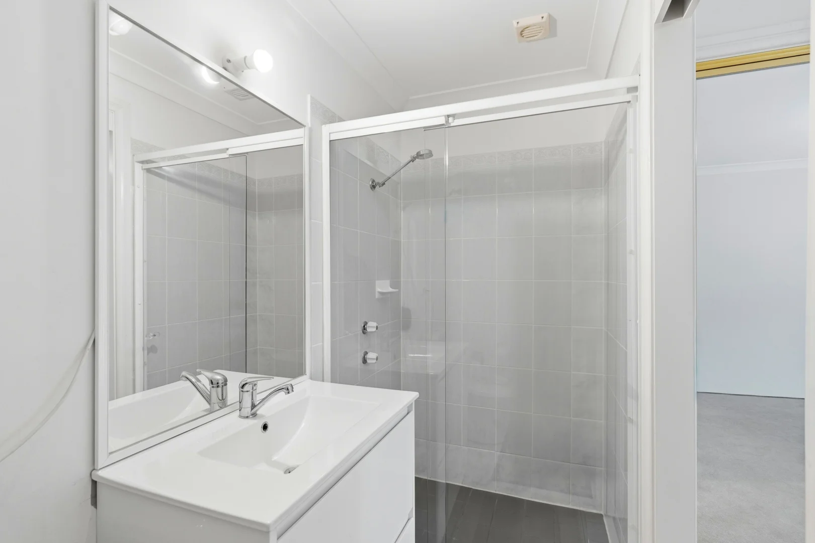 Additional image 10 of UNIT 35/117 John Whiteway Drive, Gosford NSW 2250