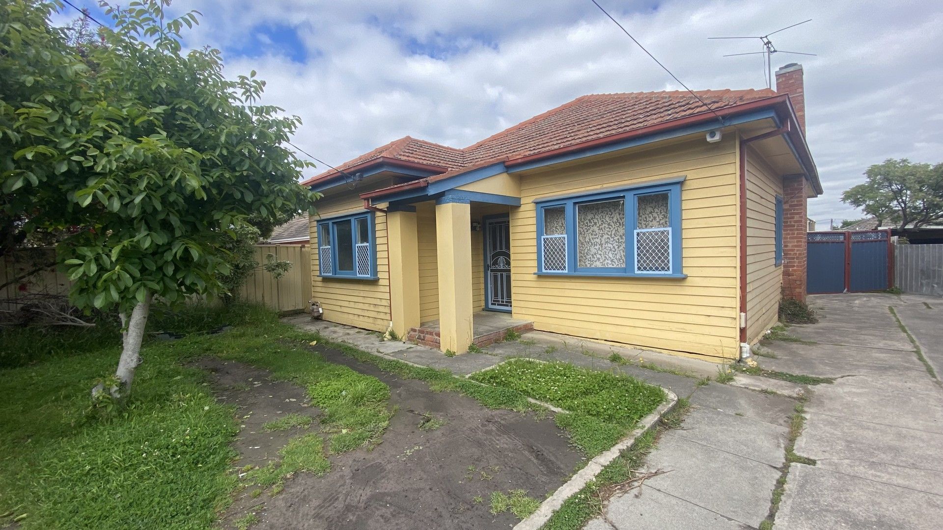 3 bedrooms House in 1 Compton Street RESERVOIR VIC, 3073