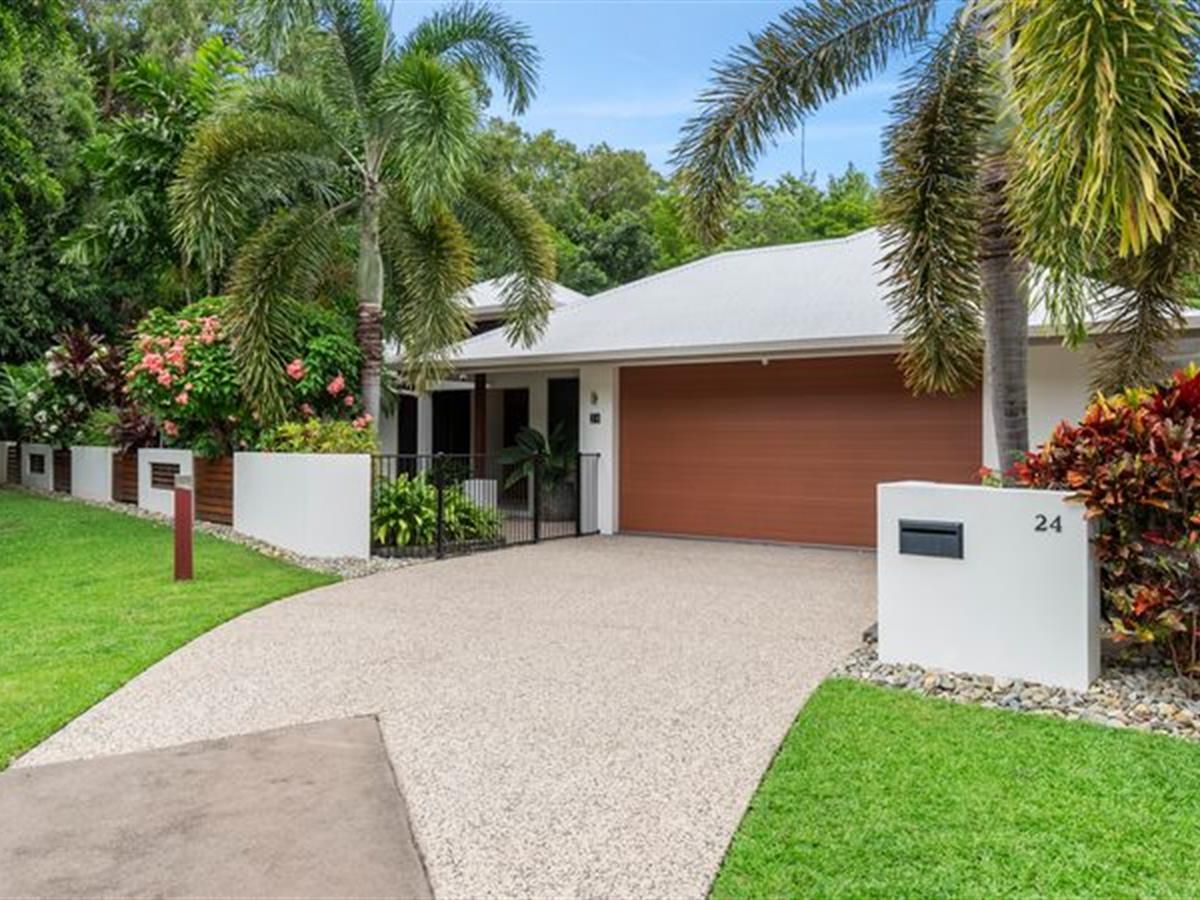 24 Kurt Close, Palm Cove QLD 4879, Image 0