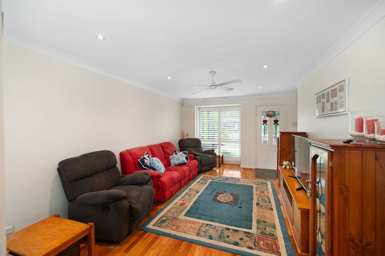 14 Tomago Court, Wattle Grove NSW 2173, Image 2