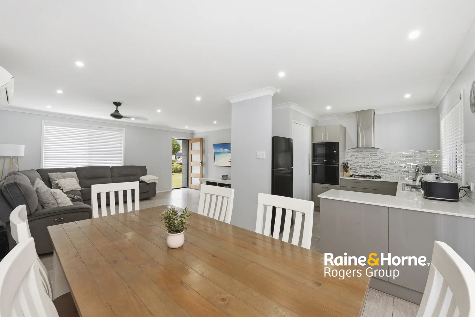 Additional image 6 of 28 Kawana Ave, Blue Haven NSW 2262