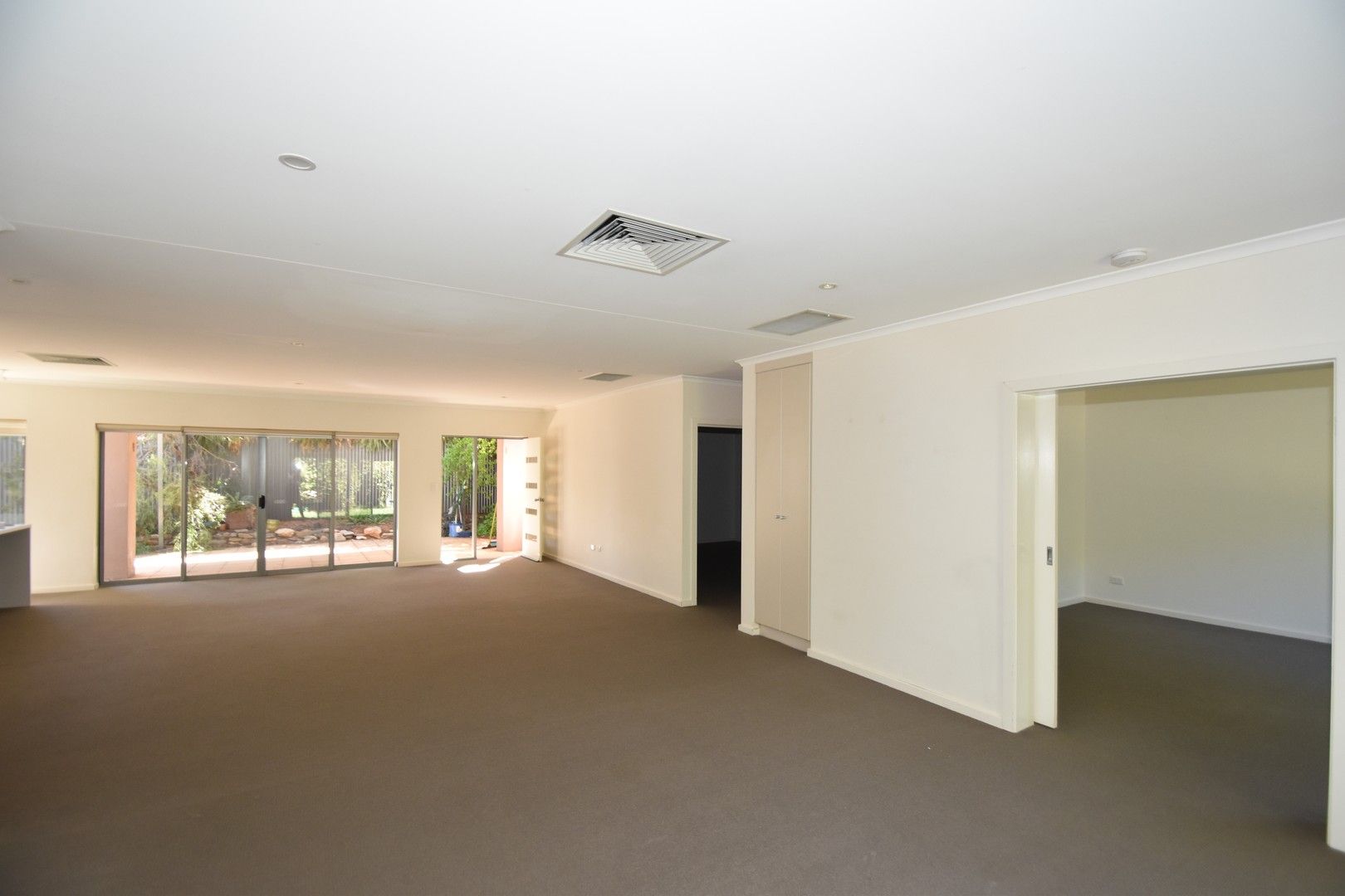 3 bedrooms Apartment / Unit / Flat in 7/8 Jennerae Drive STUART NT, 0870