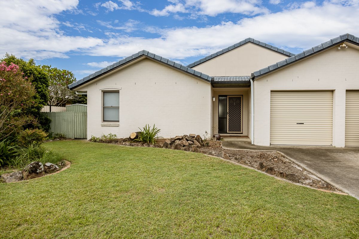 3 bedrooms Apartment / Unit / Flat in 1/28 Barrett Dr LENNOX HEAD NSW, 2478