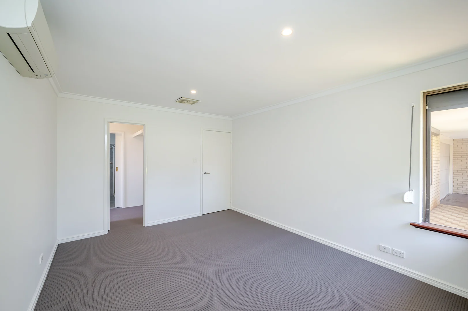 Additional image 7 of 8 POOLE PLACE, Bateman WA 6150