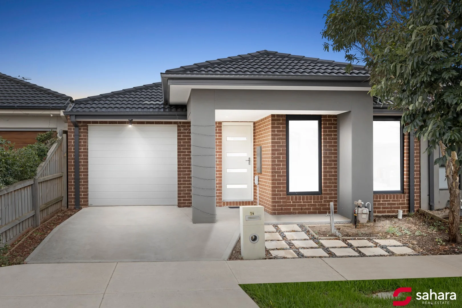 14 Sobers Drive, Rockbank VIC 3335