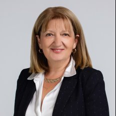 Stella Gankin, Sales representative