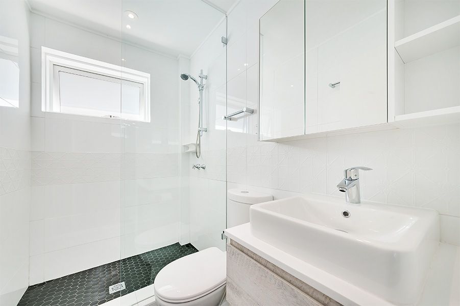 17/2 Monash Parade, Dee Why NSW 2099, Image 1