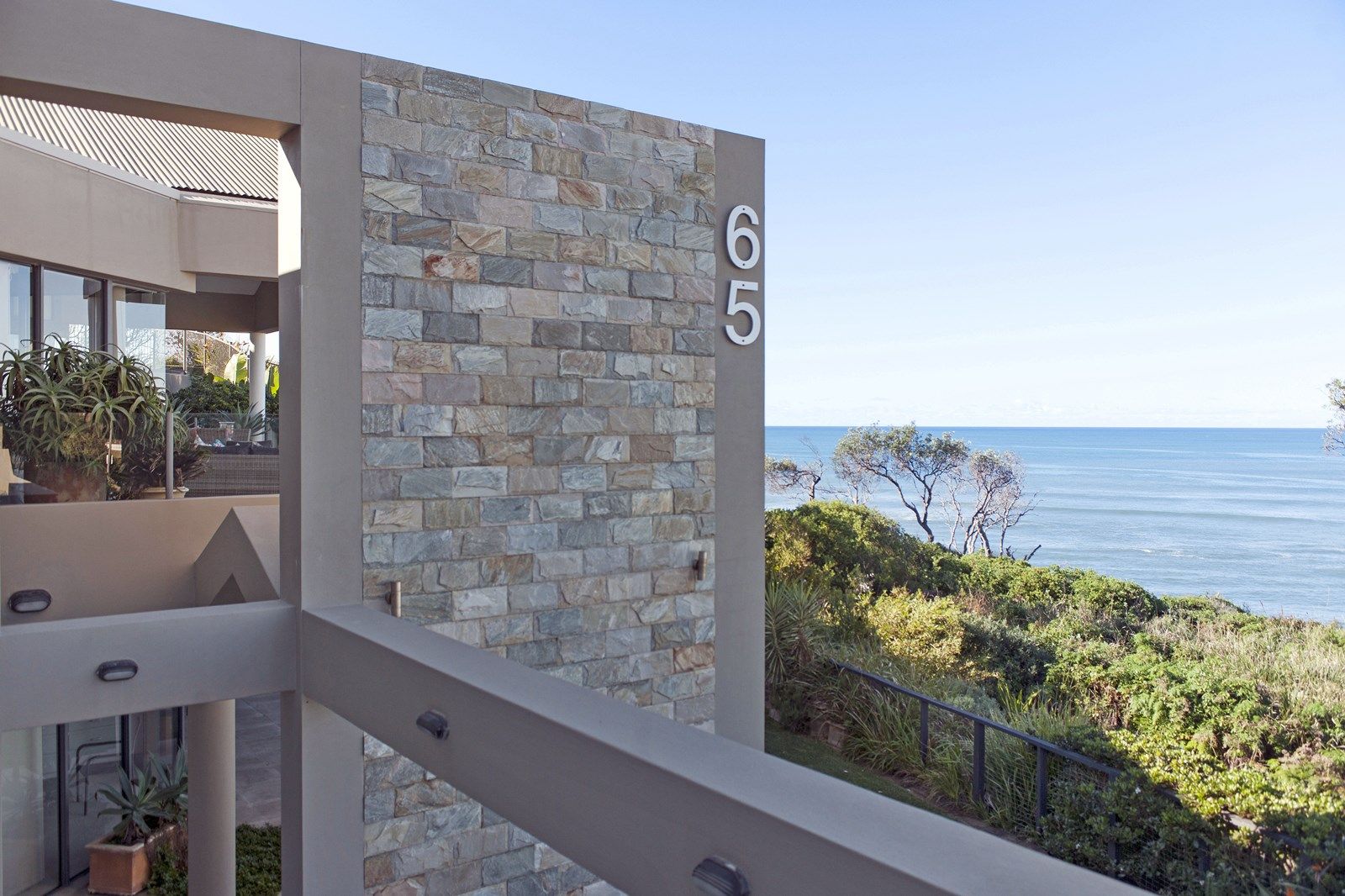 65 Forresters Beach Road, Forresters Beach NSW 2260, Image 2