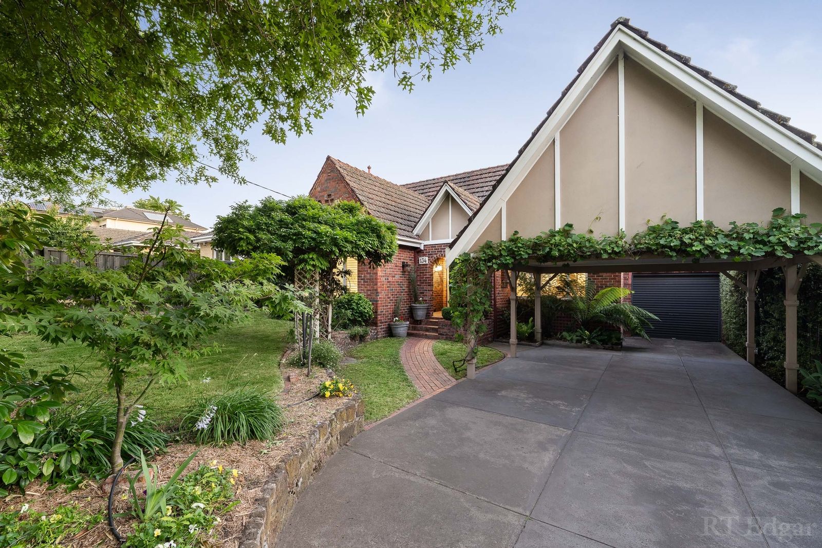 134 Prospect Hill Road, Canterbury VIC 3126, Image 1