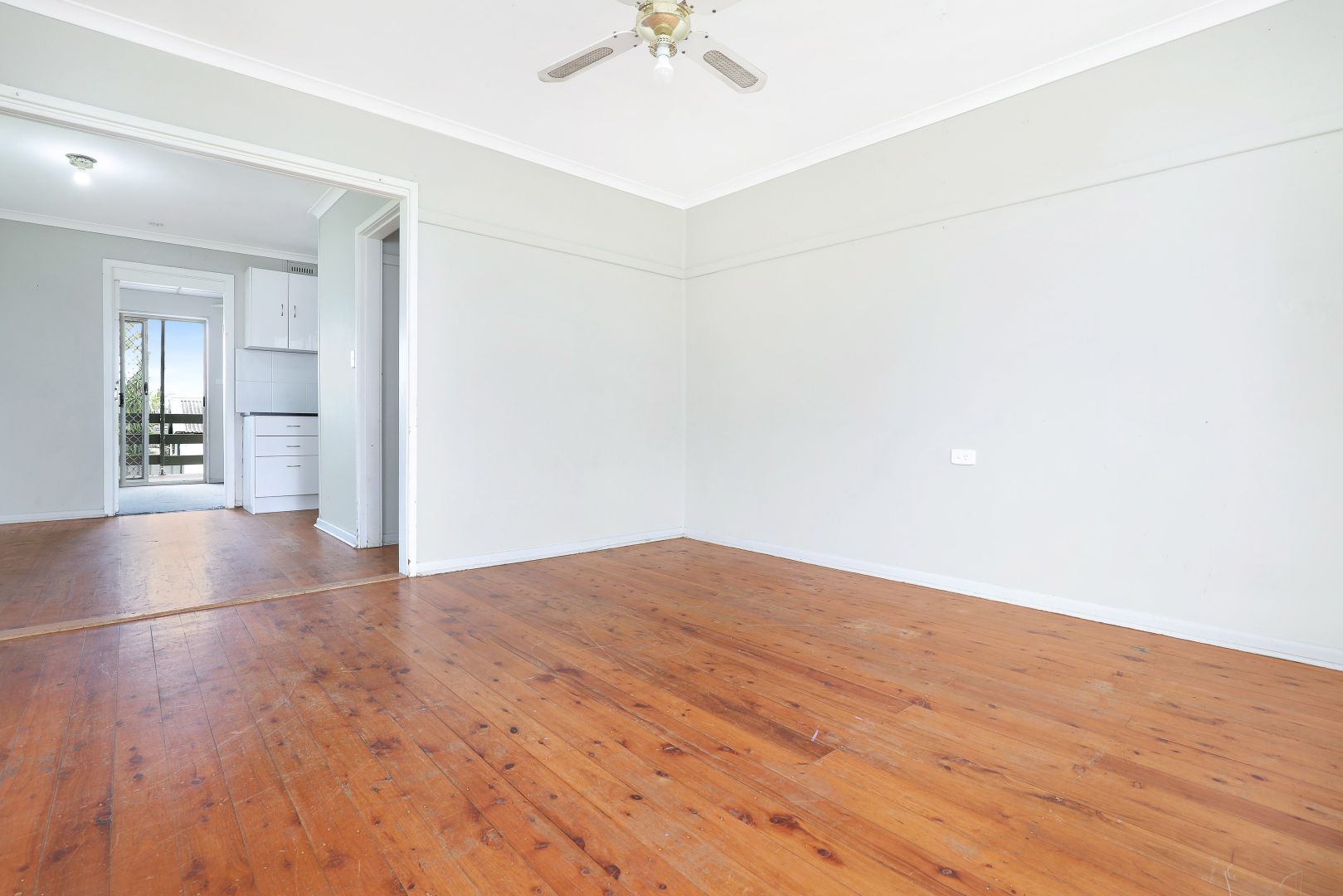 Sold 16 McCool Street, Warilla NSW 2528 on 08 Mar 2023 - 2018321639 ...