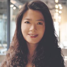 Anna Chow, Sales representative