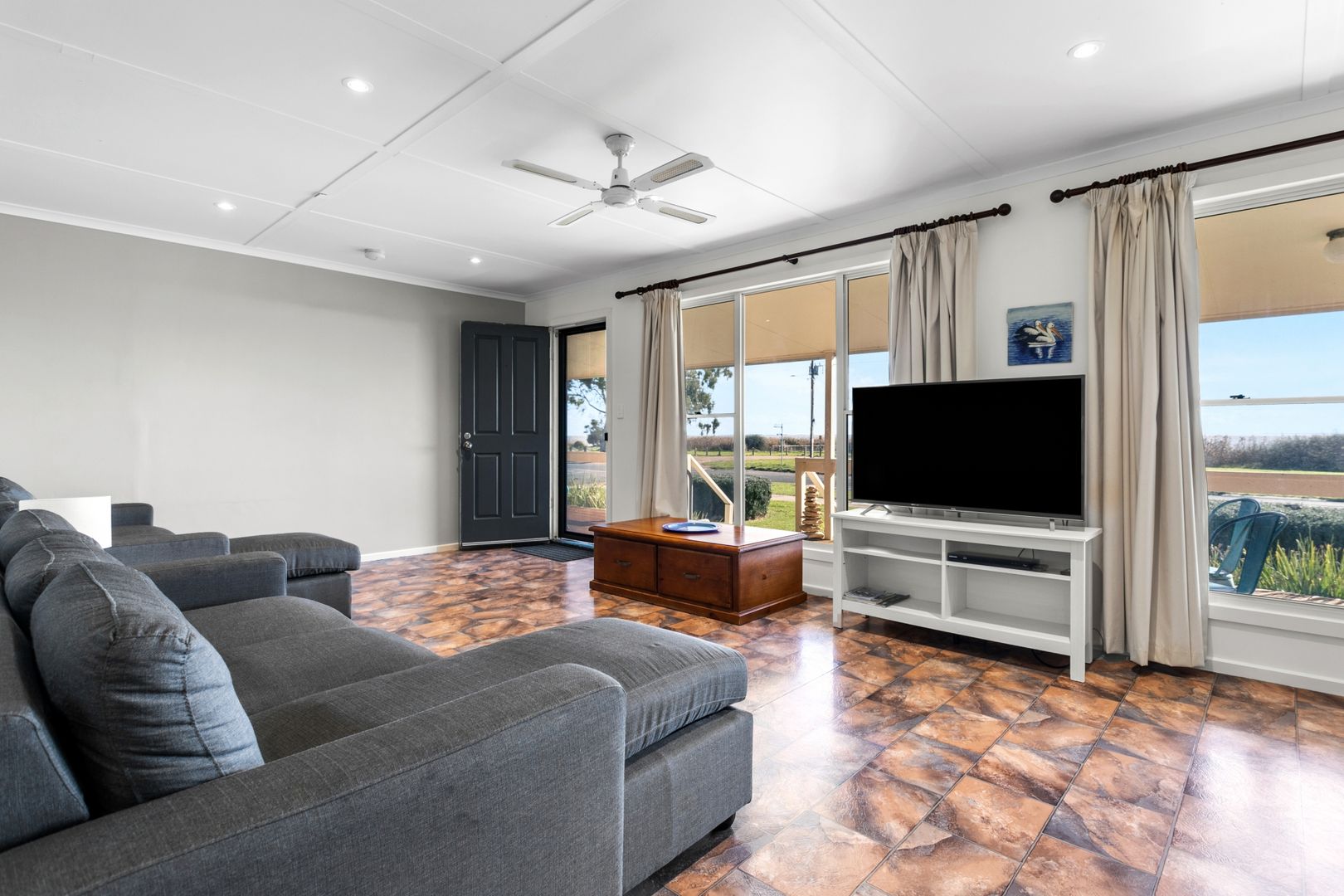 32 Narrung Road, Meningie SA 5264, Image 2