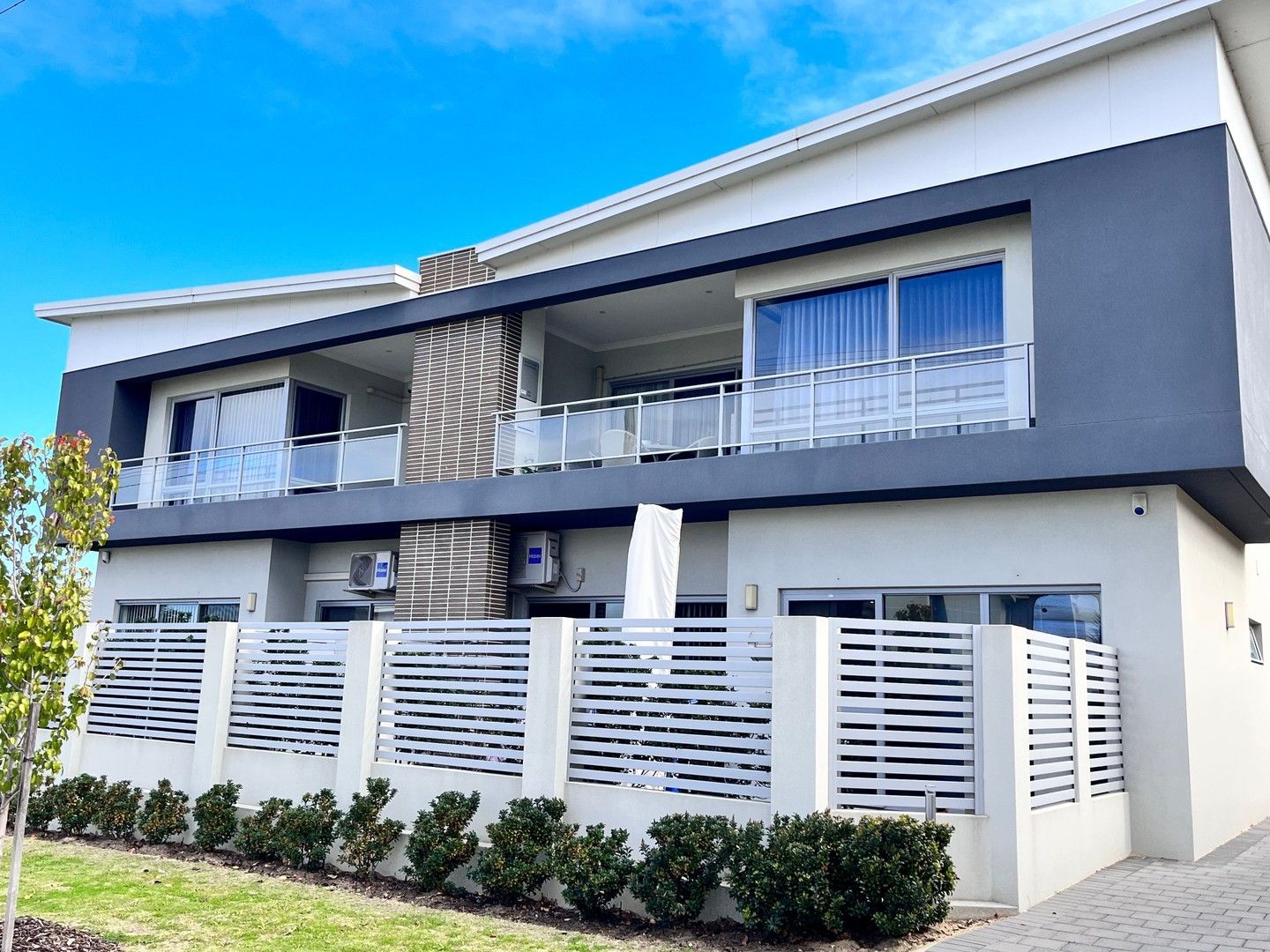 2 bedrooms Apartment / Unit / Flat in UNIT 2/14 DONGARA STREET INNALOO WA, 6018