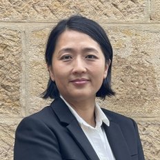 Amber Lei, Sales representative