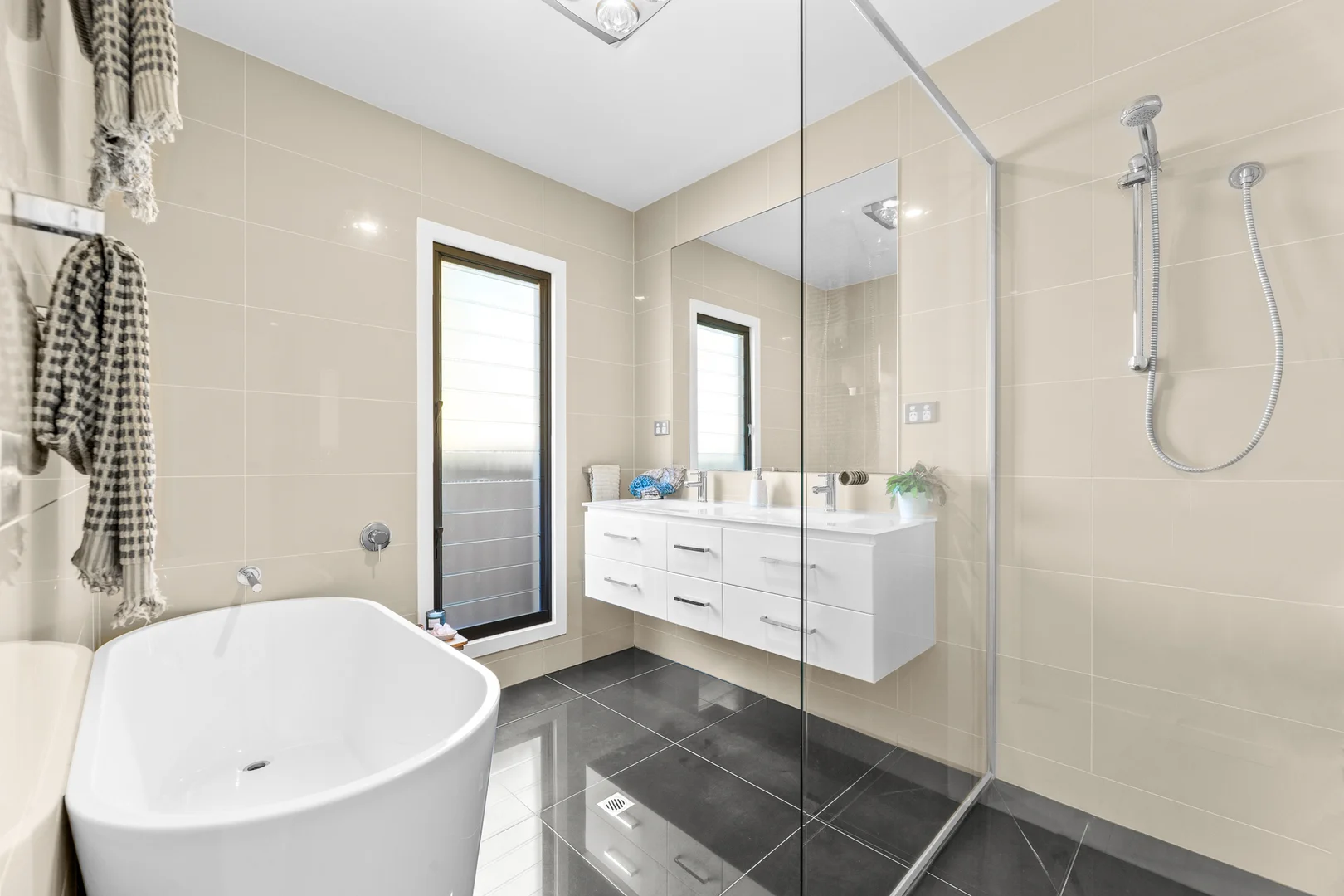 Additional image 15 of 53 Carramar Drive, Malua Bay NSW 2536