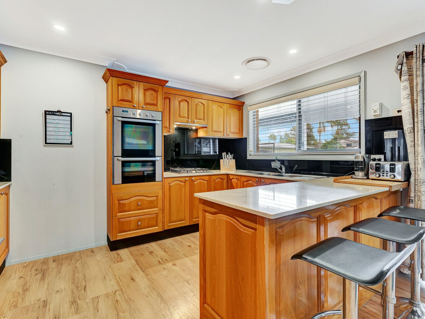 72 Minnamurra Road, Gorokan NSW 2263, Image 2