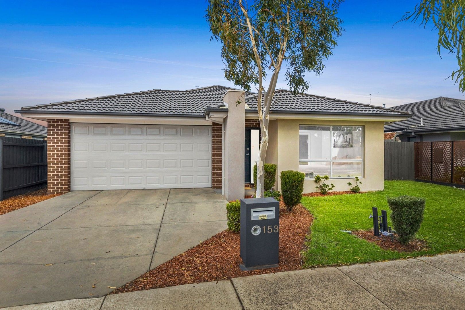 3 bedrooms House in 153 Warralily Boulevard ARMSTRONG CREEK VIC, 3217