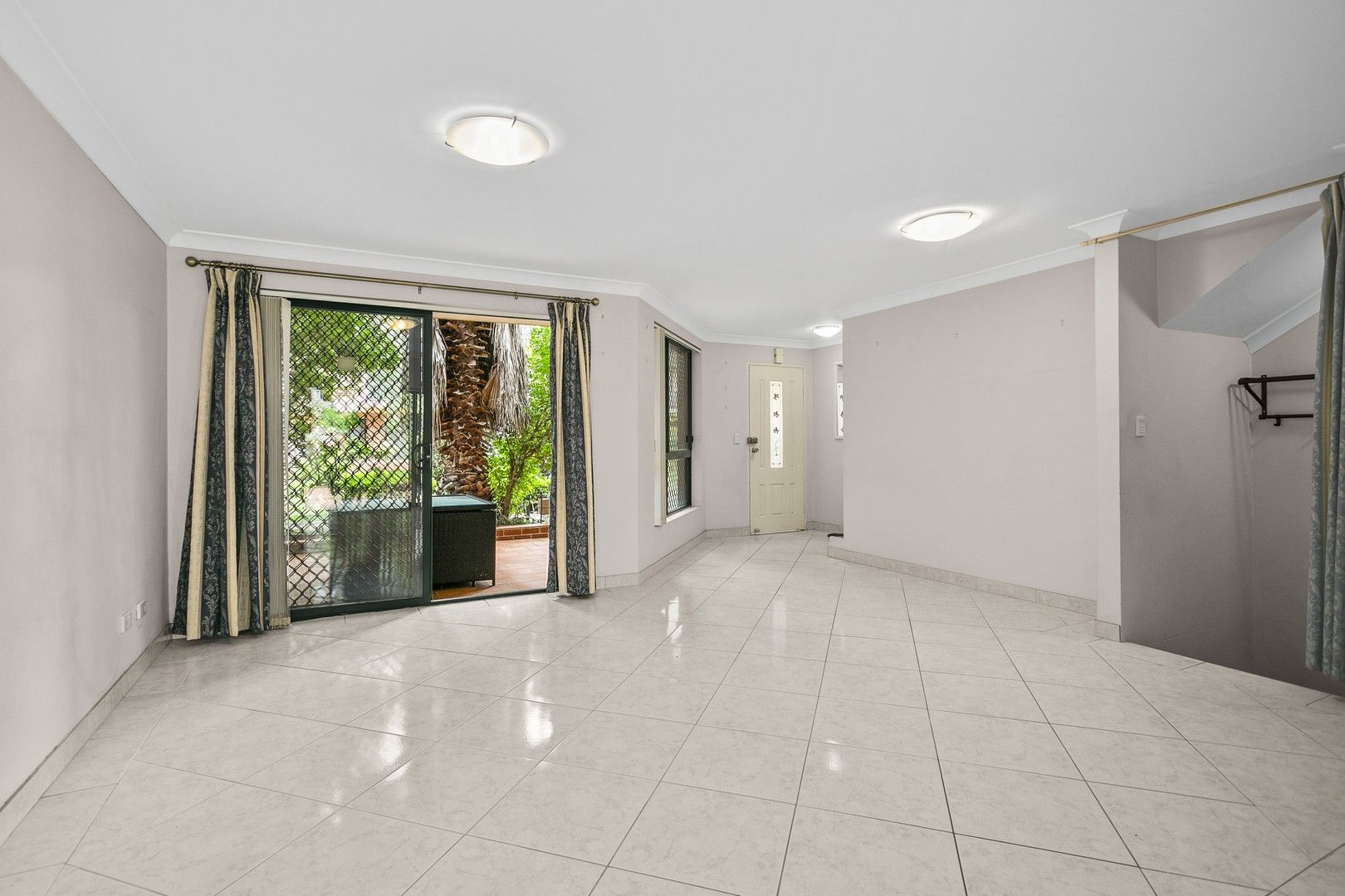 3 bedrooms Townhouse in 28/8 Warumbui Avenue MIRANDA NSW, 2228