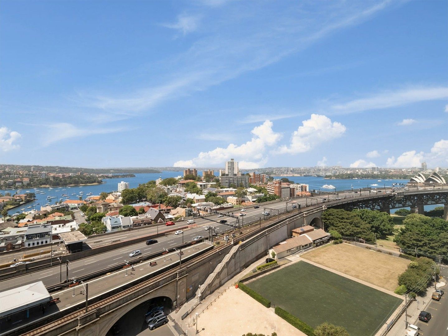 1 bedrooms Apartment / Unit / Flat in 1501/80 Alfred Street MILSONS POINT NSW, 2061