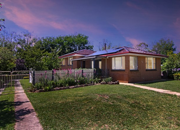 213 Markham Street, Armidale NSW 2350