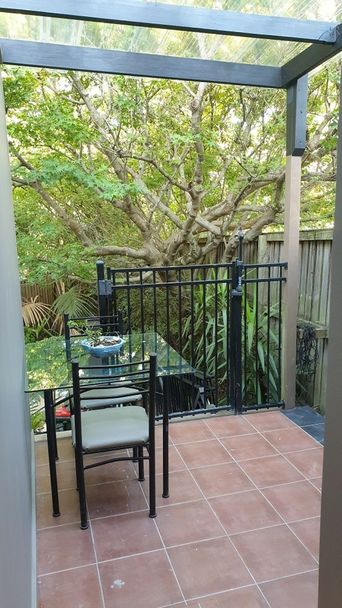 Studio in 1/251 Eastern Valley Way, MIDDLE COVE NSW, 2068