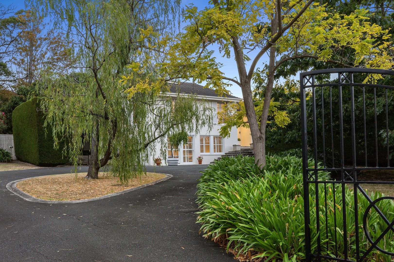 4 bedrooms House in 11A Jacksons Road MOUNT ELIZA VIC, 3930