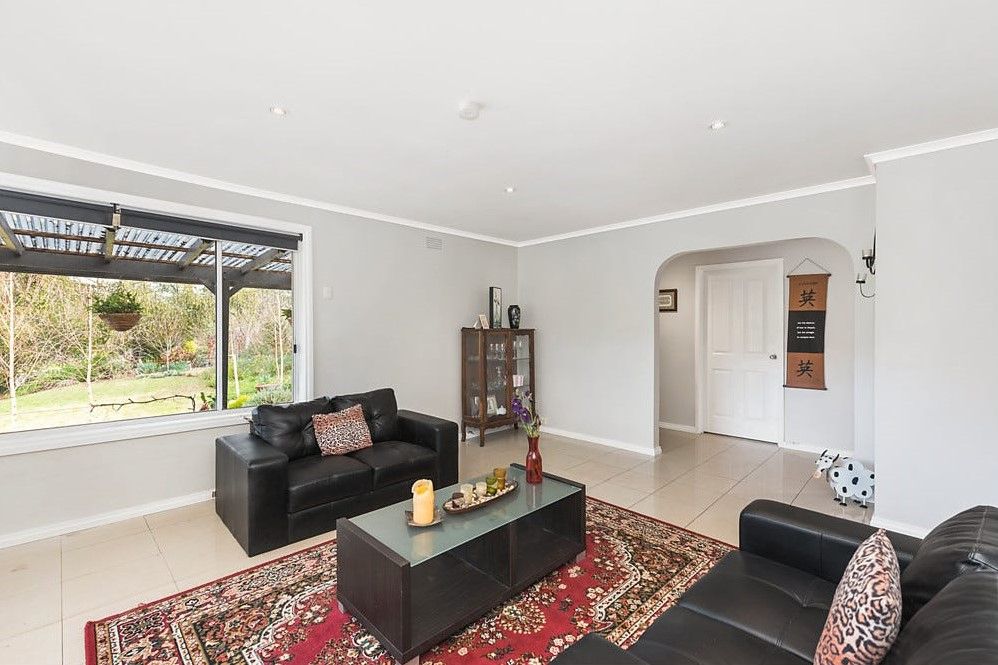 48 Croydondale Drive, Mooroolbark VIC 3138 House For Rent Domain