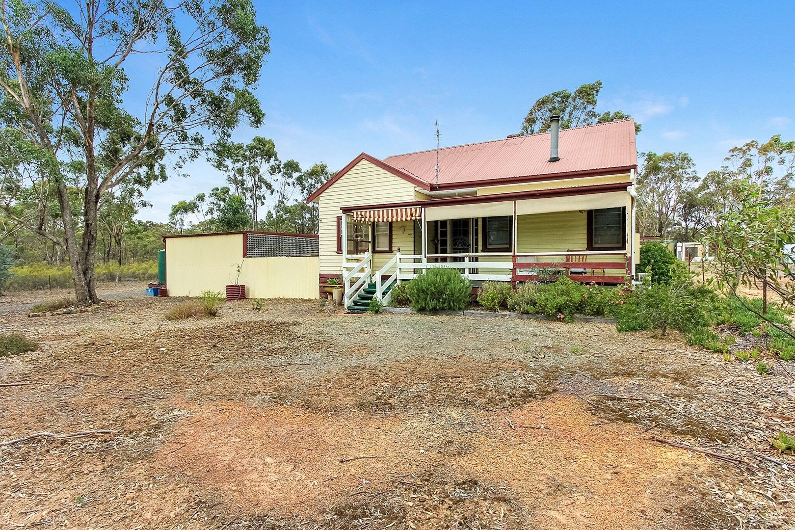 22 Crossley Road, Heathcote VIC 3523, Image 0