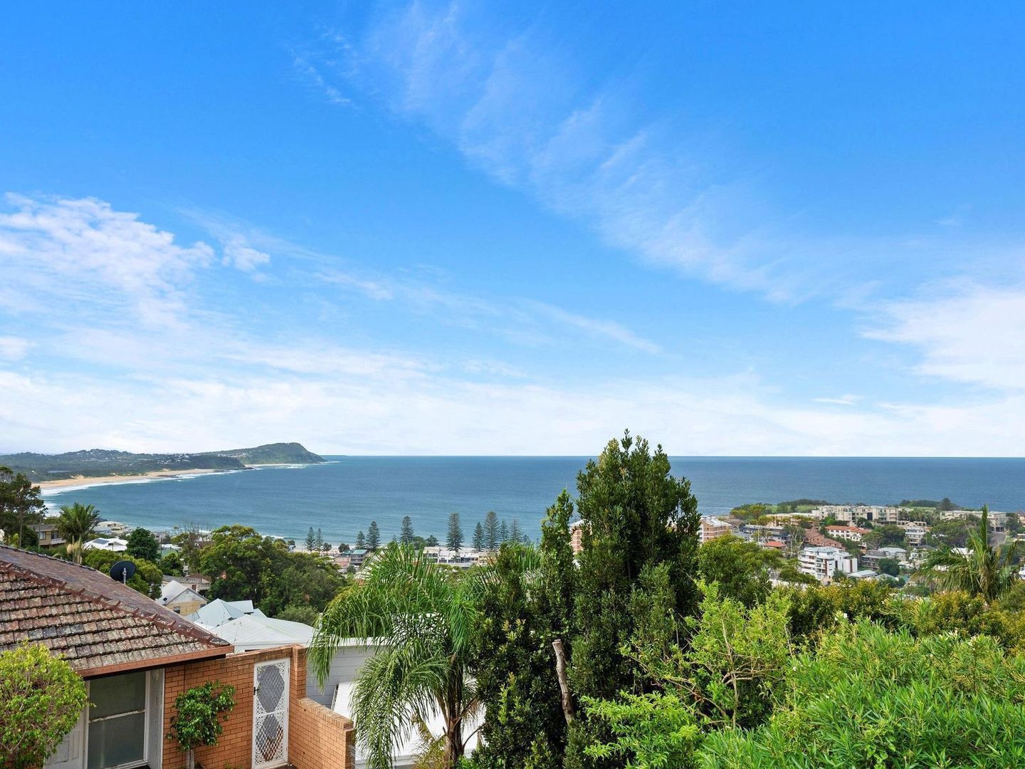 3 bedrooms House in 121 Scenic Highway TERRIGAL NSW, 2260