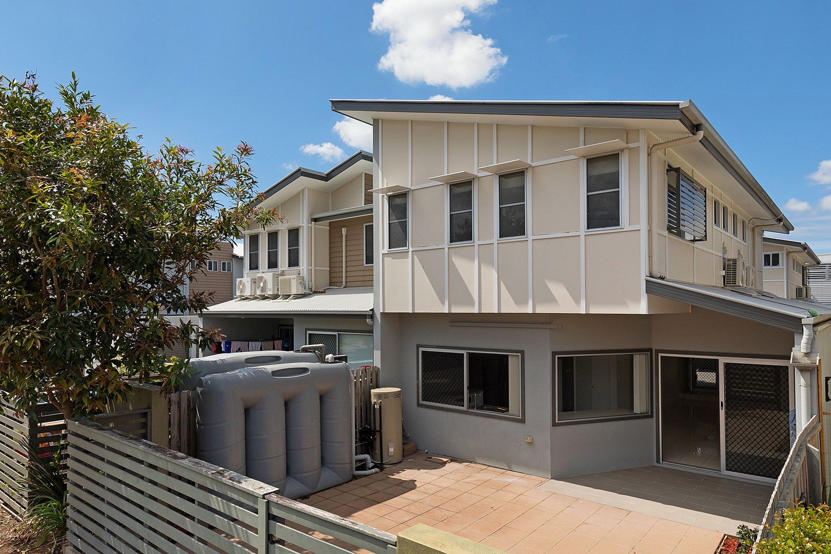 1/99 Adelaide Street, Carina QLD 4152, Image 0