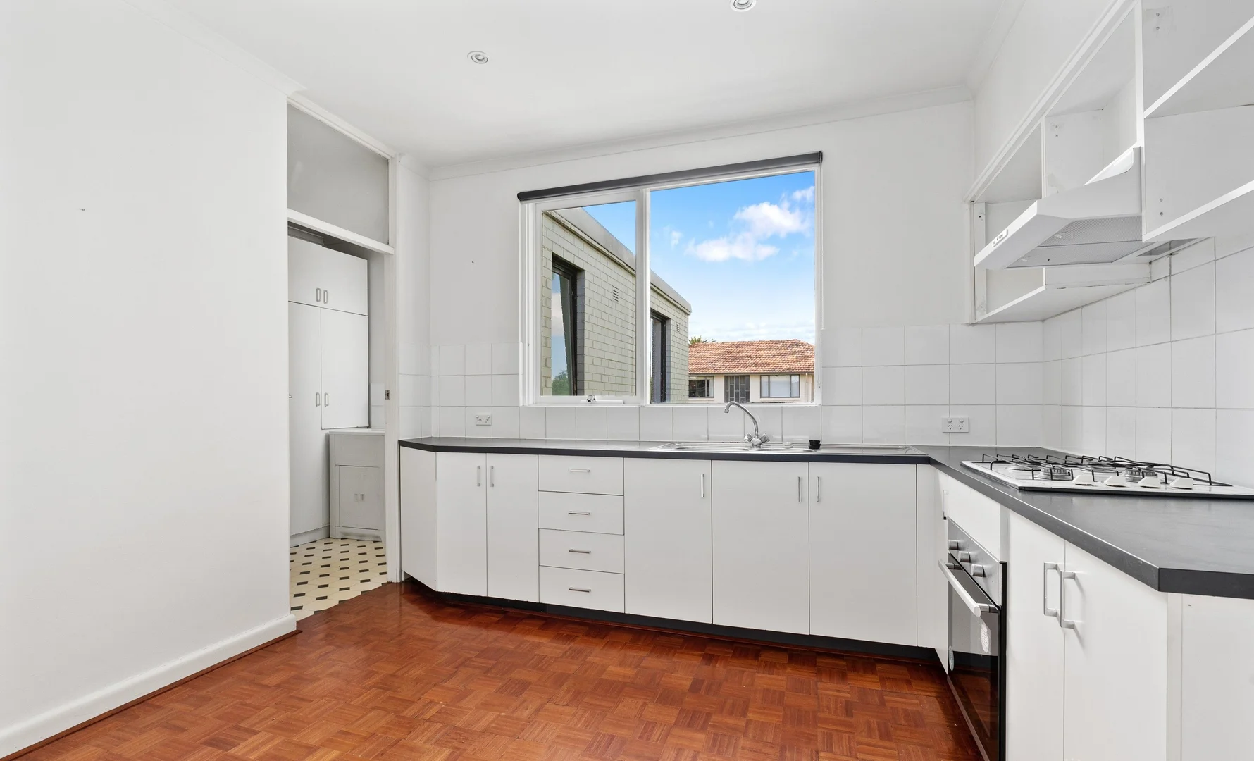 Additional image 3 of Unit 12/5 The Avenue, Windsor VIC 3181