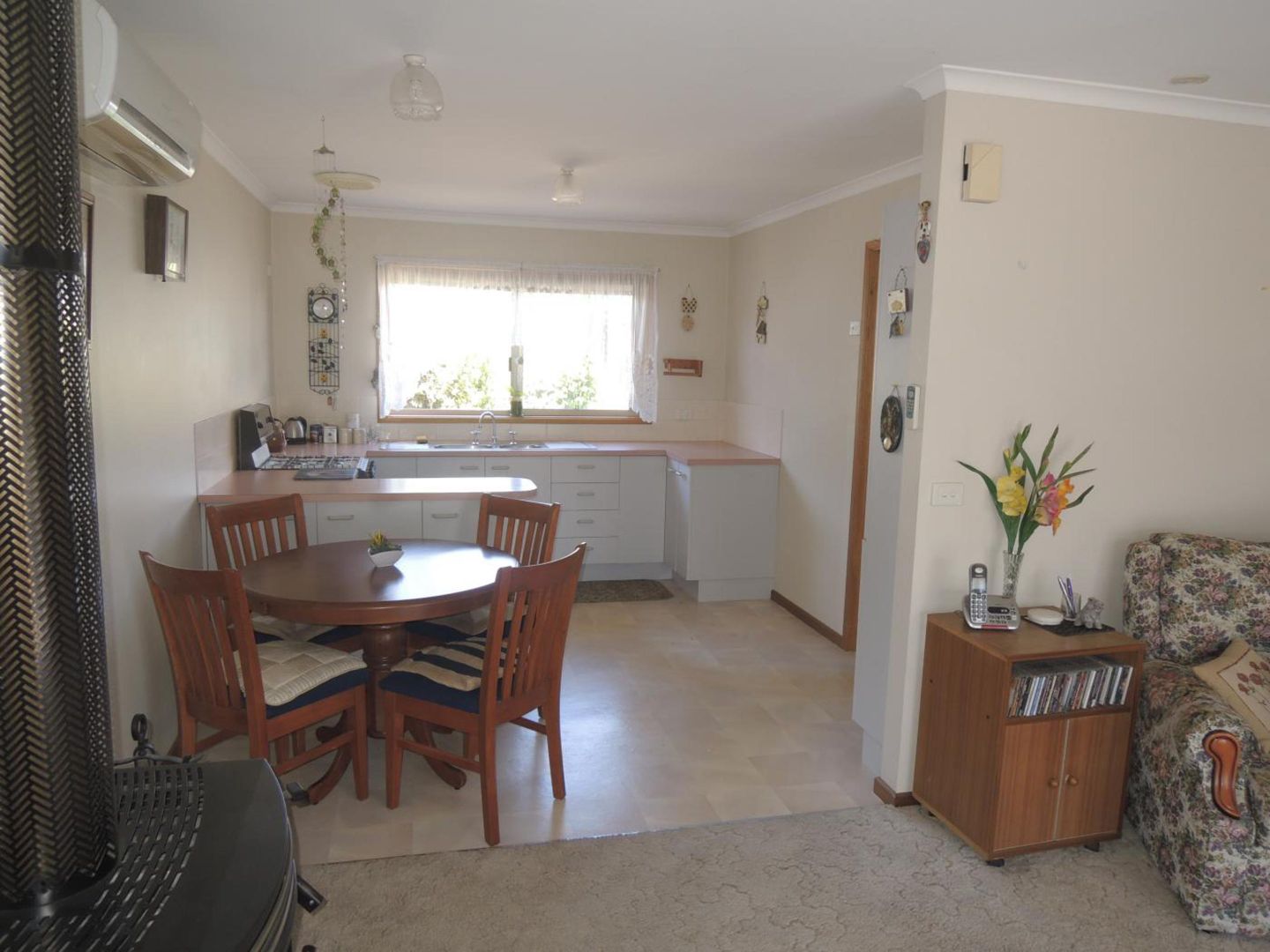 Unit 4/21 Pearson Street, Heyfield VIC 3858, Image 2