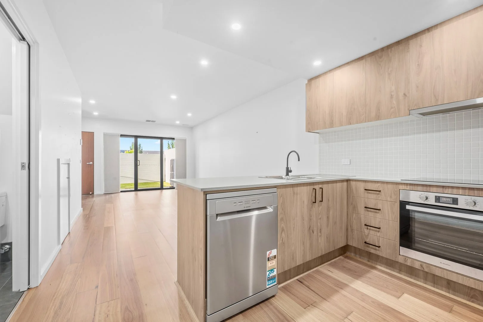 Additional image 5 of 21a Woodberry Avenue, Coombs ACT 2611