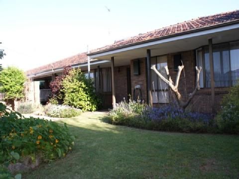 4 bedrooms House in 27 Clementina Road DONGARA WA, 6525