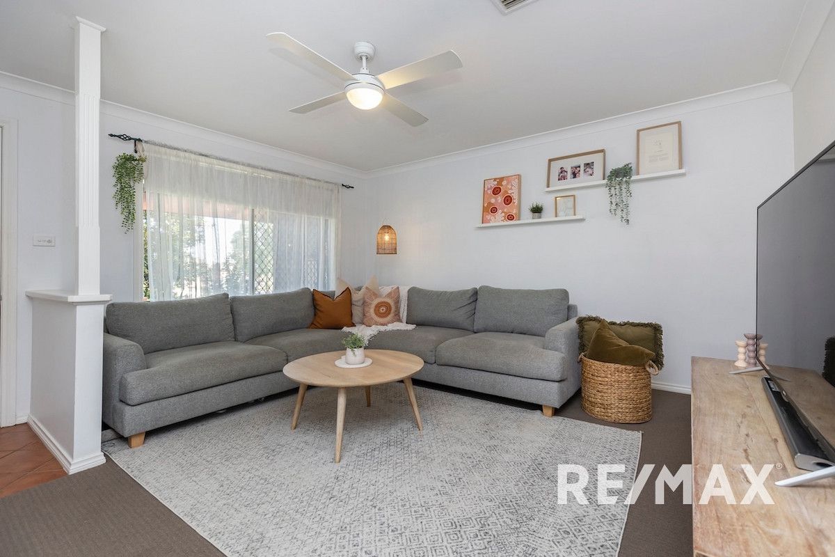 38 Kaldari Crescent, Glenfield Park NSW 2650, Image 1