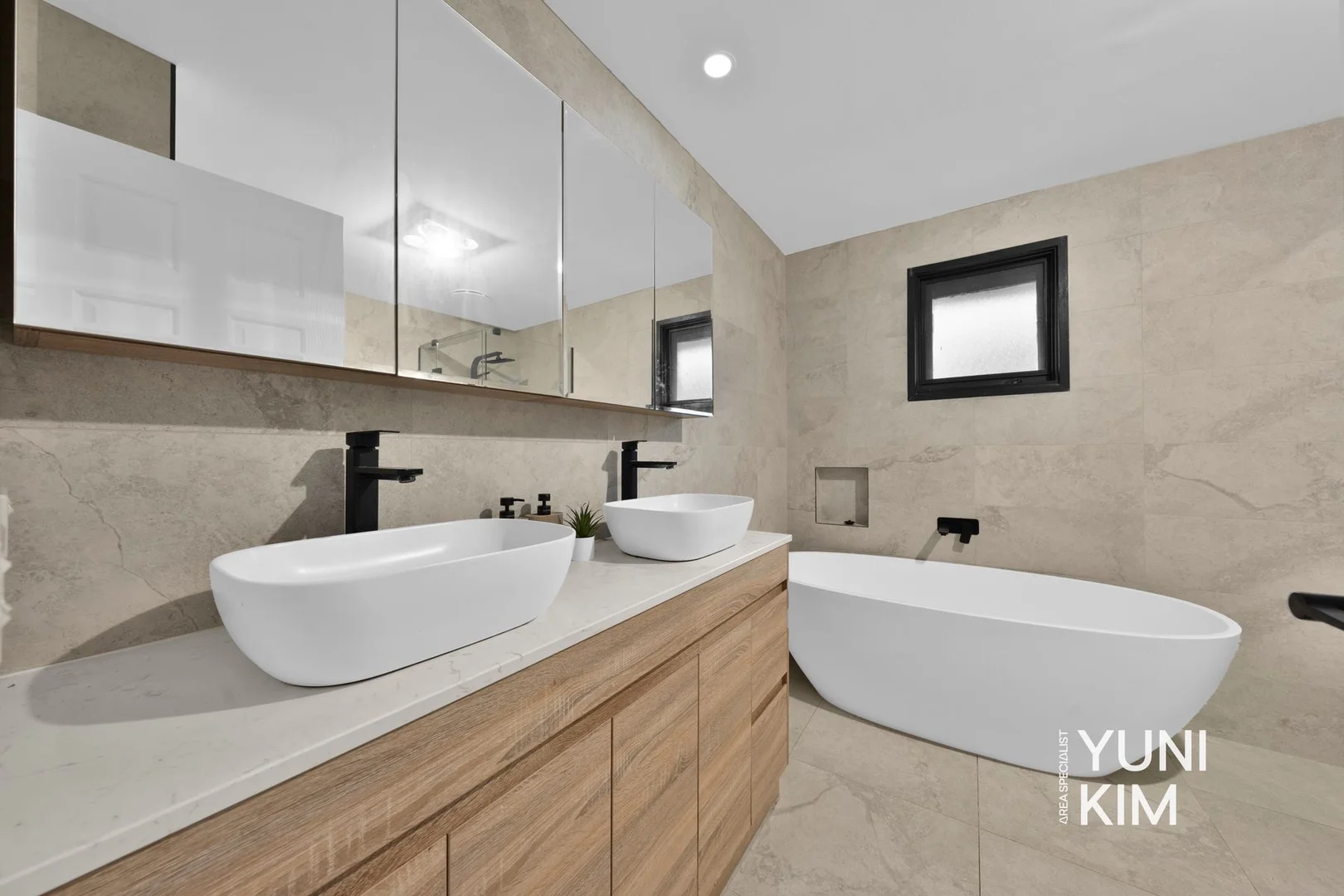 Additional image 20 of 197 James Cook Drive, Endeavour Hills VIC 3802