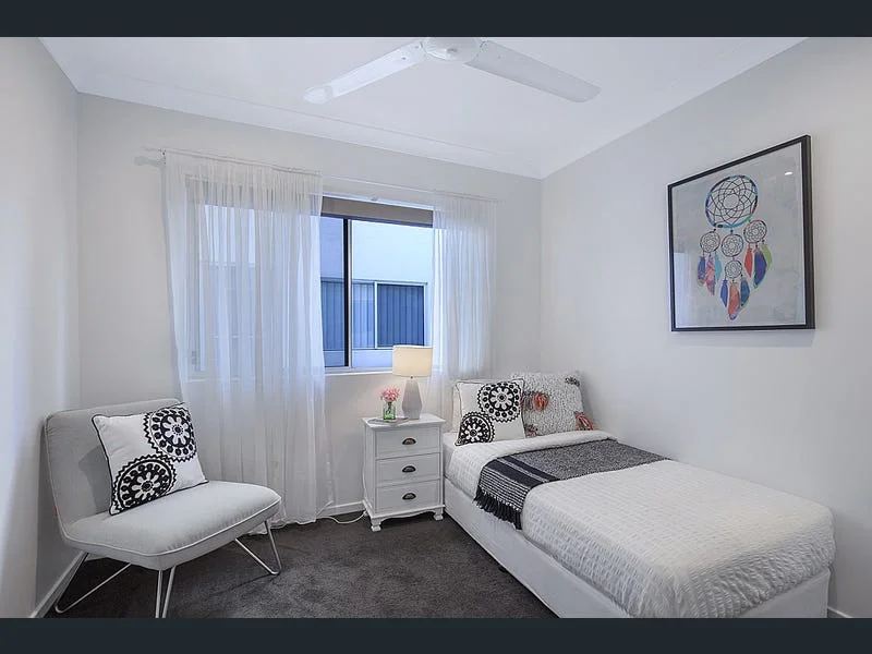 Additional image 12 of 4/13-15 Lane St, Clontarf QLD 4019