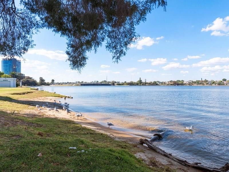 11 The Esplanade, Mount Pleasant WA 6153, Image 2