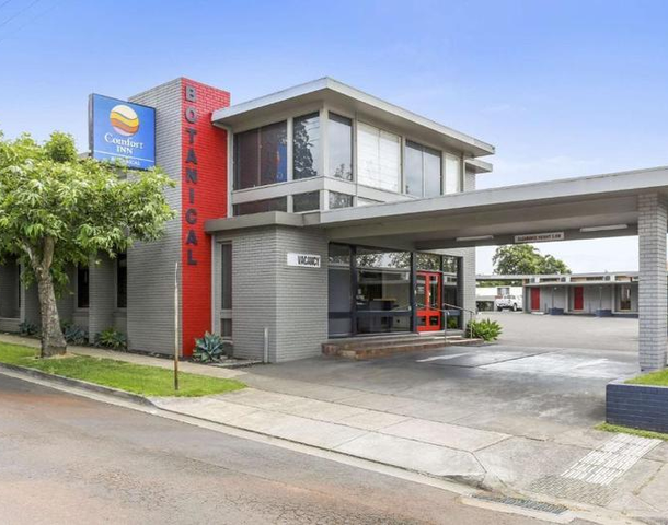 73-75 Thompson Street, Hamilton VIC 3300