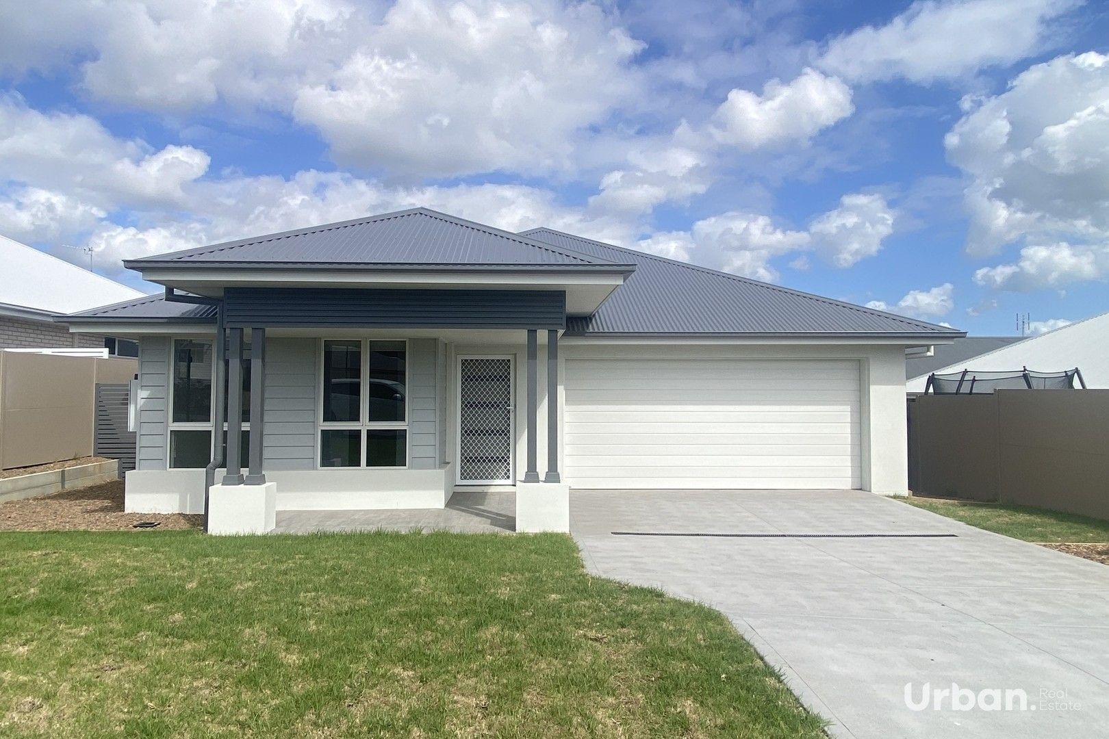 4 bedrooms House in 29 Arnott Loop NORTH ROTHBURY NSW, 2335