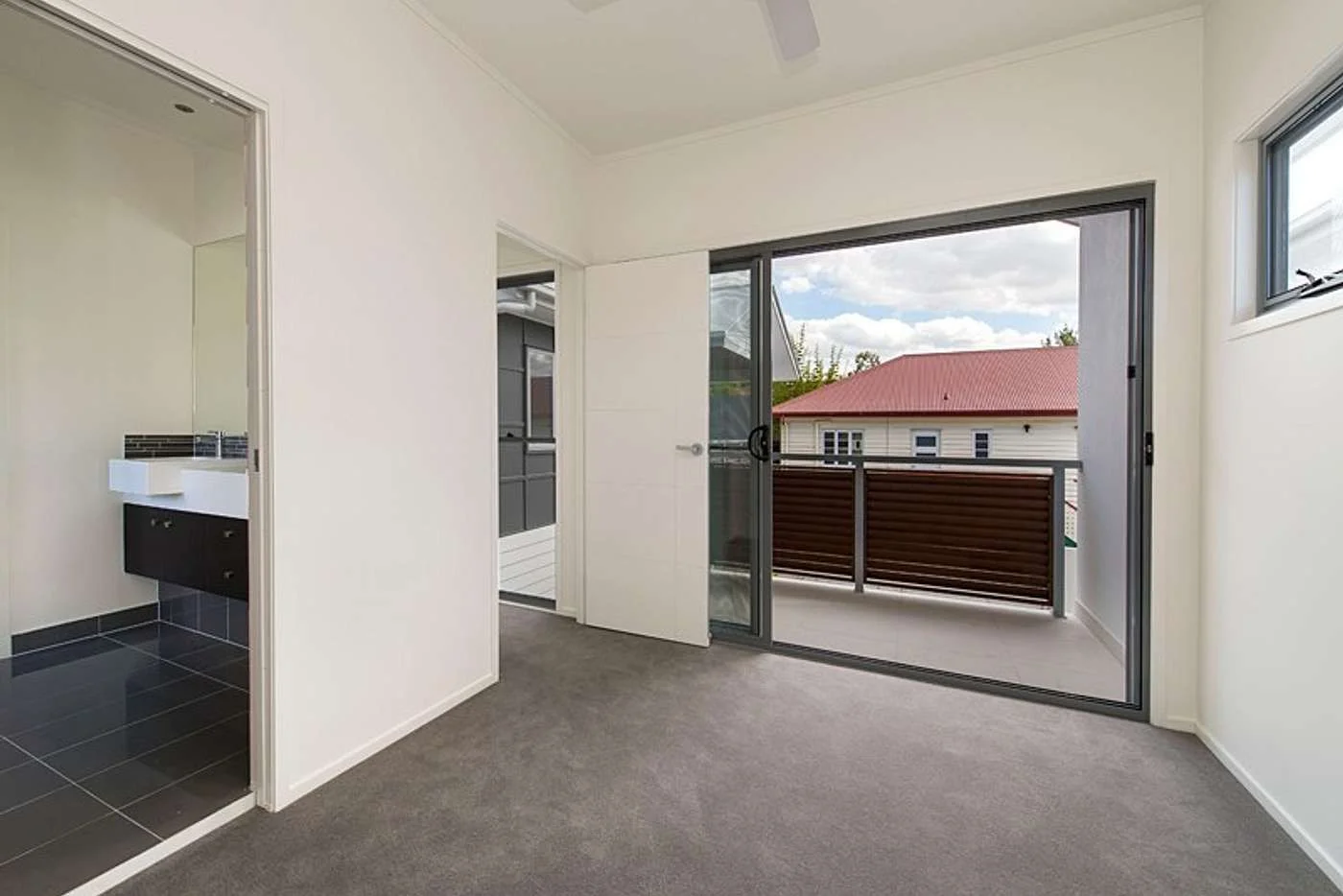 Additional image 10 of 28A Katoomba Avenue, Hawthorne QLD 4171