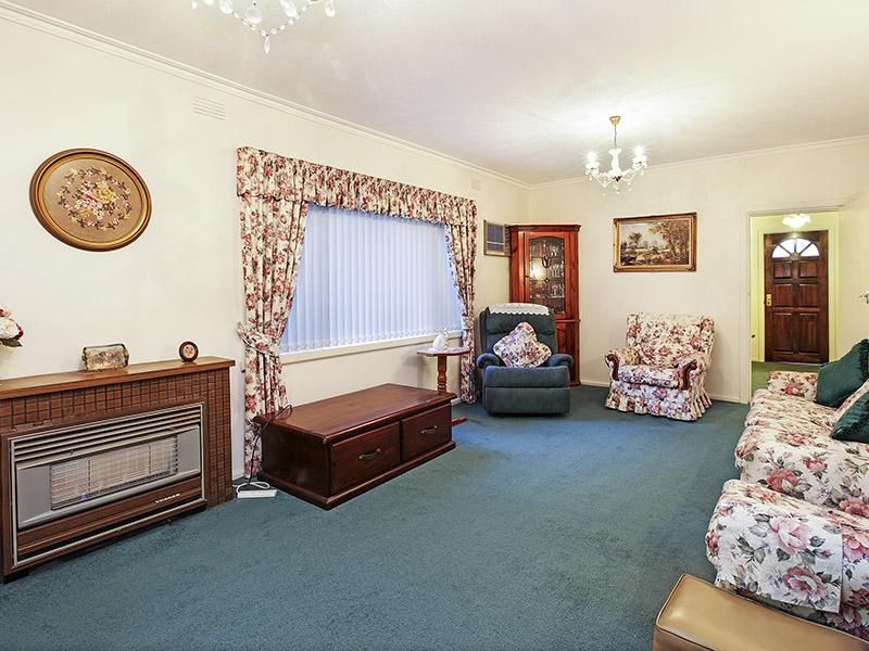 47 Margaret Street, RIPPLESIDE VIC 3215, Image 2