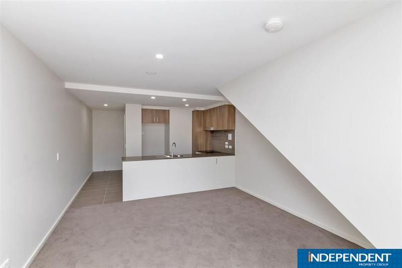 3/35 Oakden STREET, Greenway ACT 2900, Image 2