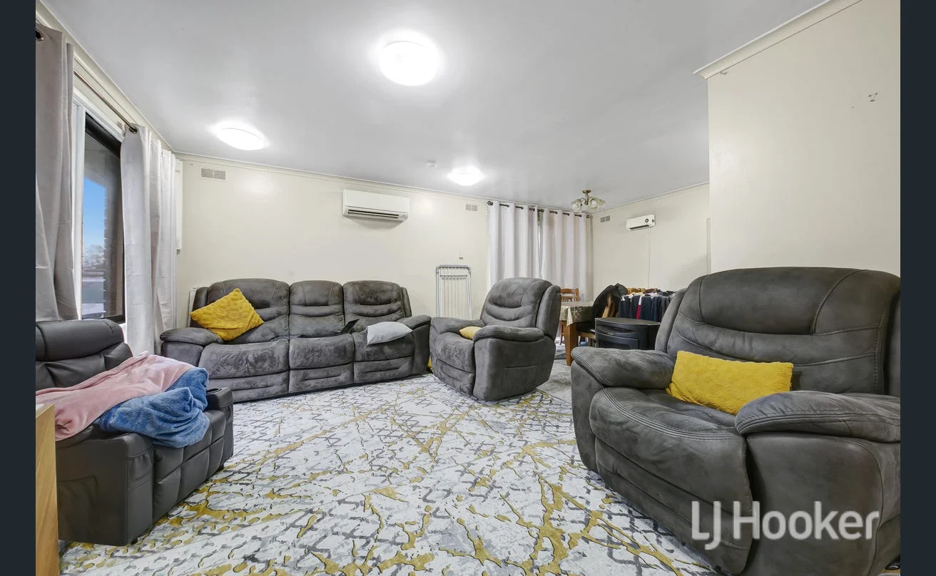 14 Bennett Street, Melton South VIC 3338