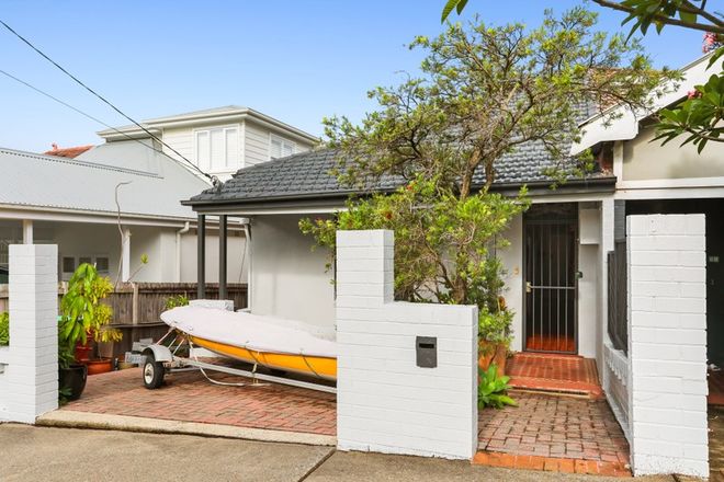 Picture of 9 Beach Street, CLOVELLY NSW 2031